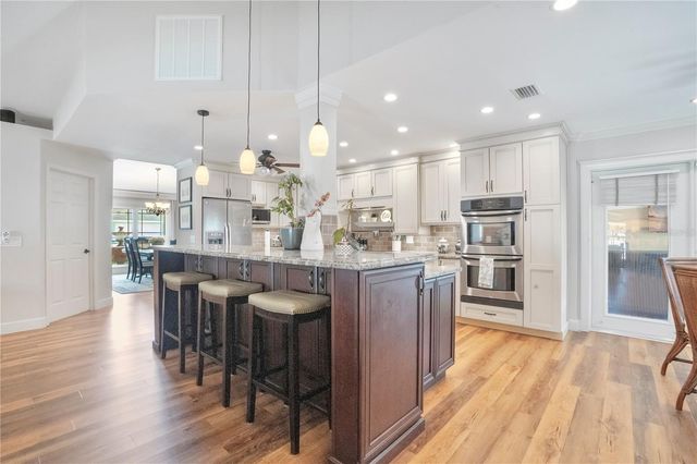 708 HUNTERS RUN BOULEVARD, Lakeland, FL 33809