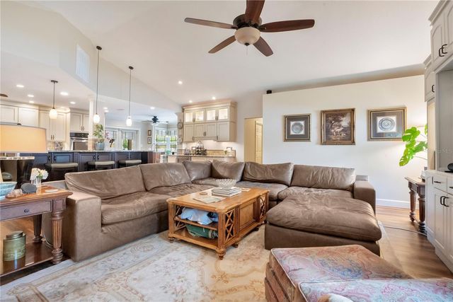 708 HUNTERS RUN BOULEVARD, Lakeland, FL 33809