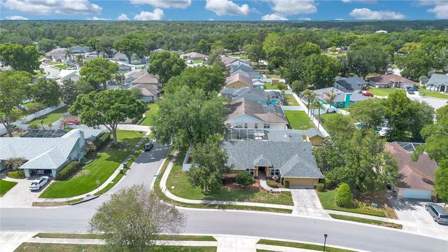 708 HUNTERS RUN BOULEVARD, Lakeland, FL 33809