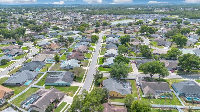 708 HUNTERS RUN BOULEVARD, Lakeland, FL 33809