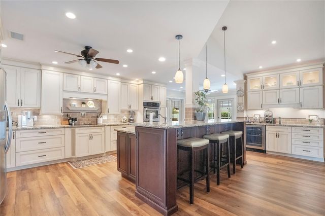 708 HUNTERS RUN BOULEVARD, Lakeland, FL 33809