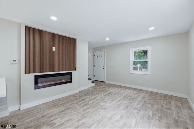 243 N 15Th St, Bloomfield Twp., NJ 07003