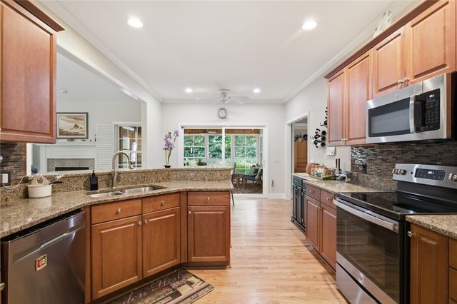 106 Cardinal Drive, Seneca, SC 29672