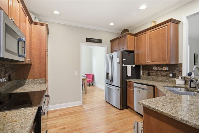 106 Cardinal Drive, Seneca, SC 29672