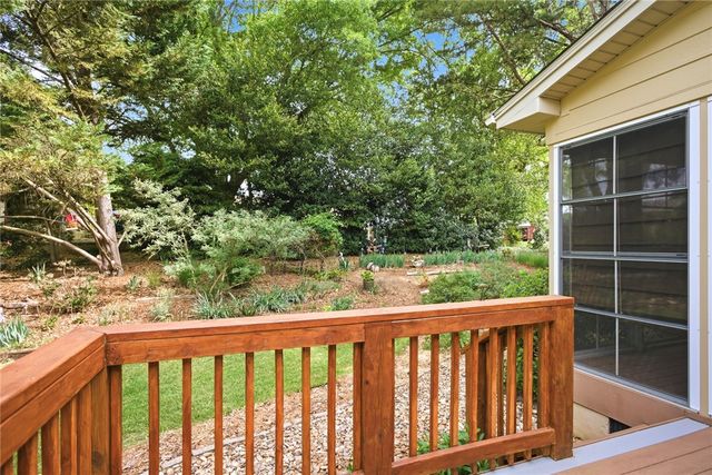 106 Cardinal Drive, Seneca, SC 29672