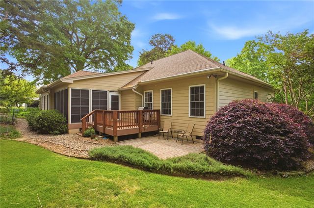 106 Cardinal Drive, Seneca, SC 29672