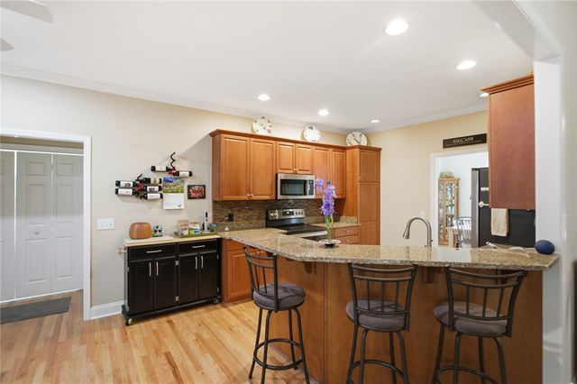 106 Cardinal Drive, Seneca, SC 29672