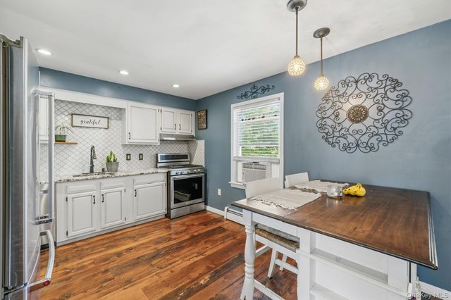 6 Virginia Circle, Newburgh, NY 12550