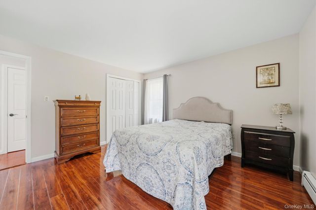 6 Virginia Circle, Newburgh, NY 12550