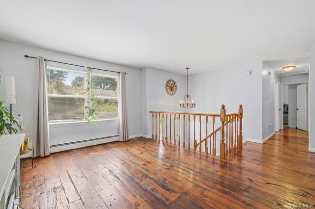 6 Virginia Circle, Newburgh, NY 12550