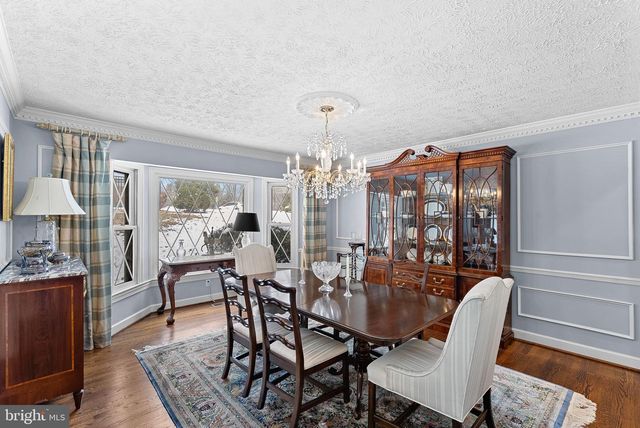 714 SENECA RD, Great Falls, VA 22066