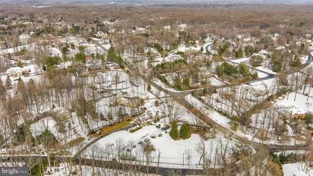 714 SENECA RD, Great Falls, VA 22066