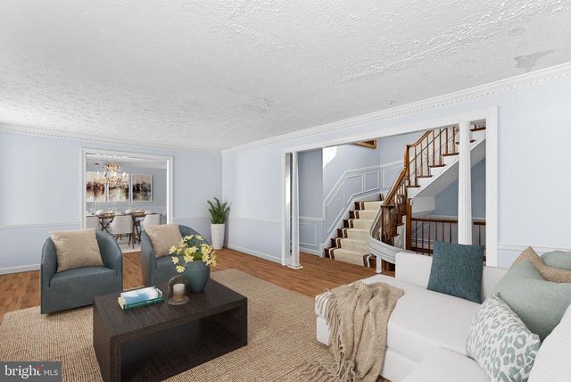 714 SENECA RD, Great Falls, VA 22066