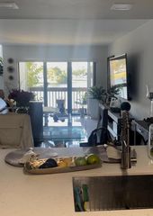 10000 NW 9th St Cir 11, Miami, FL 33172