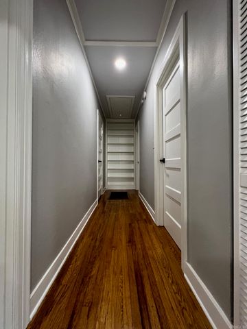 1701 N UNIVERSITY Avenue, Little Rock, AR 72207