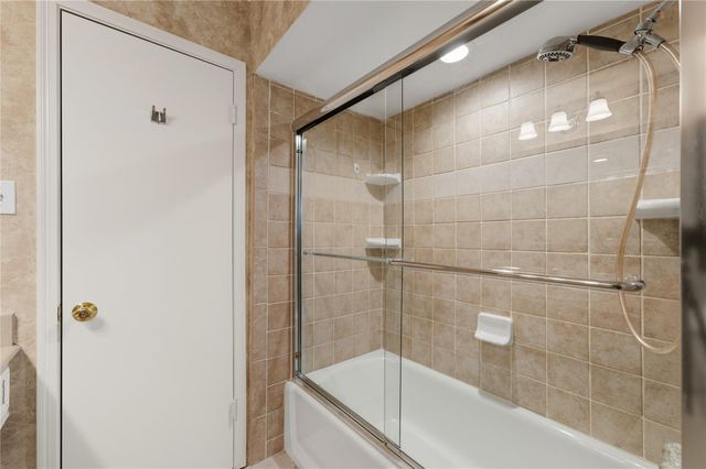8107 Fernbrook Lane, Houston, TX 77070