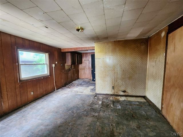 10 Johnson Park, Utica, NY 13501