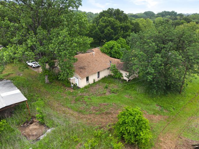 304 Summerall Lane, Red Oak, TX 75154