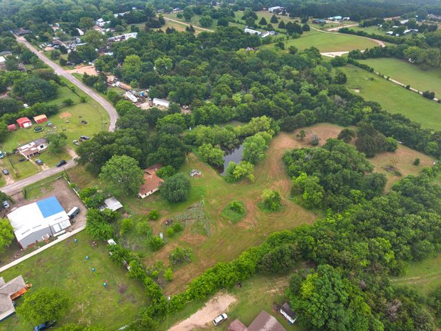 304 Summerall Lane, Red Oak, TX 75154