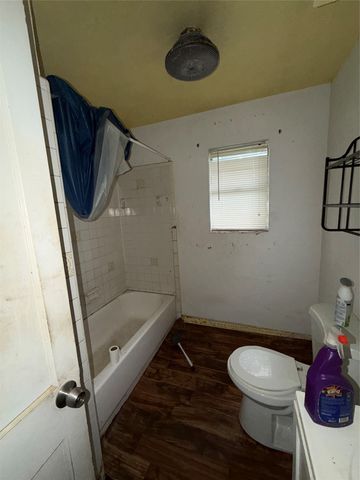 304 Summerall Lane, Red Oak, TX 75154