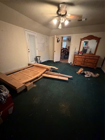 304 Summerall Lane, Red Oak, TX 75154