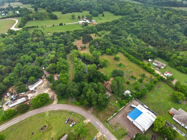 304 Summerall Lane, Red Oak, TX 75154
