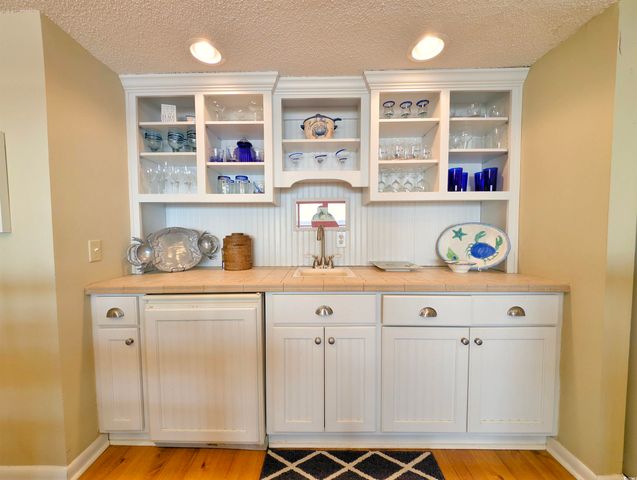 647 Norris Dr., Pawleys Island, SC 29585