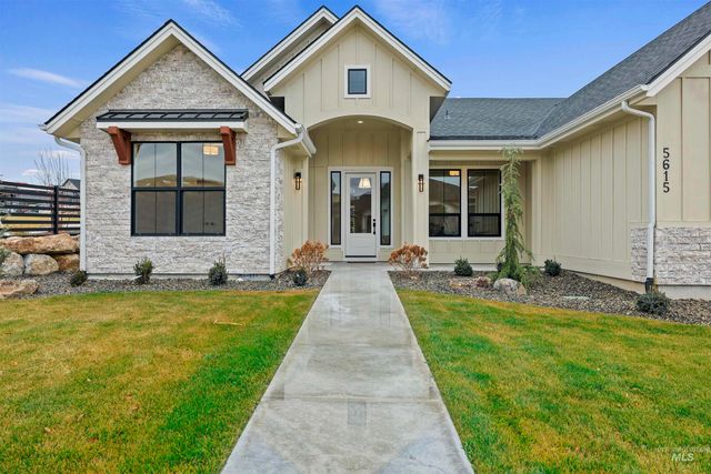 5615 W Haughburn Dr, Eagle, ID 83616