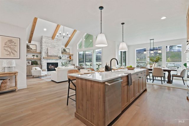 5615 W Haughburn Dr, Eagle, ID 83616