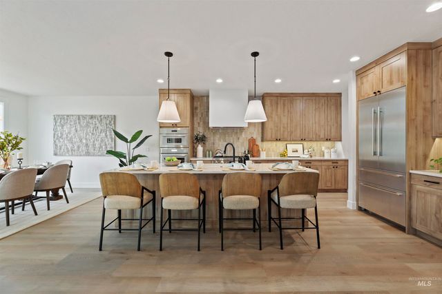 5615 W Haughburn Dr, Eagle, ID 83616