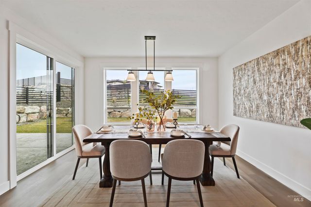 5615 W Haughburn Dr, Eagle, ID 83616