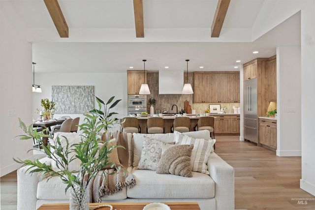 5615 W Haughburn Dr, Eagle, ID 83616