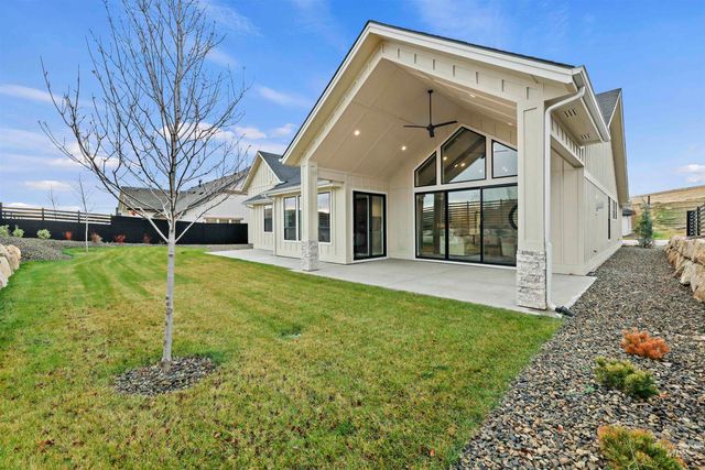 5615 W Haughburn Dr, Eagle, ID 83616