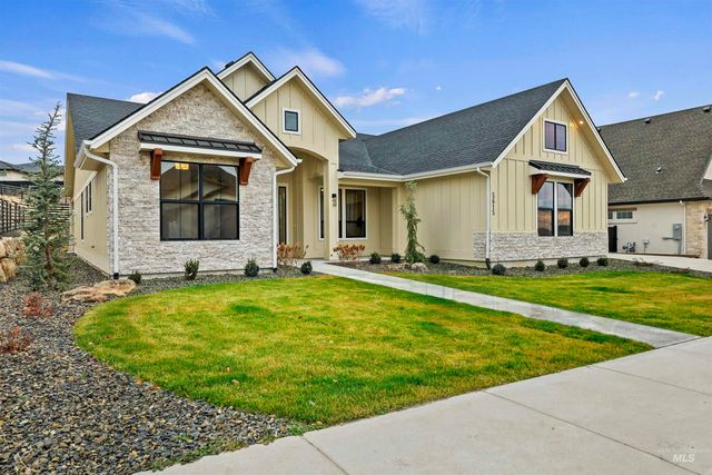 5615 W Haughburn Dr, Eagle, ID 83616