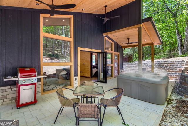 138 Cottonwood Lane, Blue Ridge, GA 30513