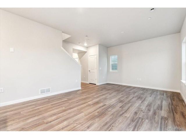 9433 Danube St, Commerce City, CO 80022