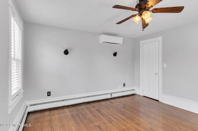 830 Dunlewy Street, Asbury Park, NJ 07712