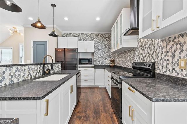 369 Delevan Street SW, Atlanta, GA 30310