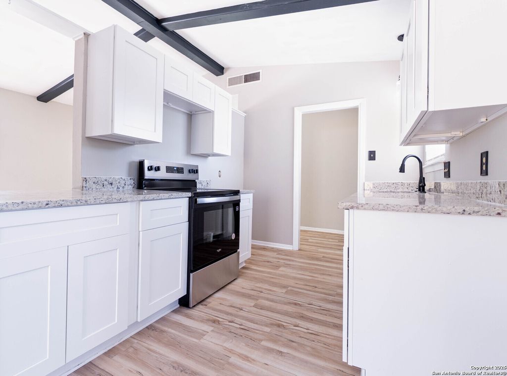 2902 Big Horn, San Antonio, TX 78228