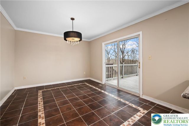 2354 Red Maple Drive, North Whitehall Twp, PA 18037