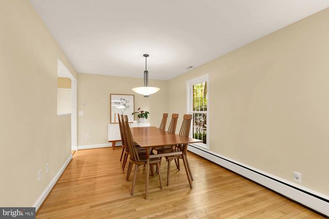 1109 CROWFOOT LN, Silver Spring, MD 20904