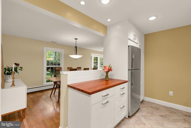 1109 CROWFOOT LN, Silver Spring, MD 20904