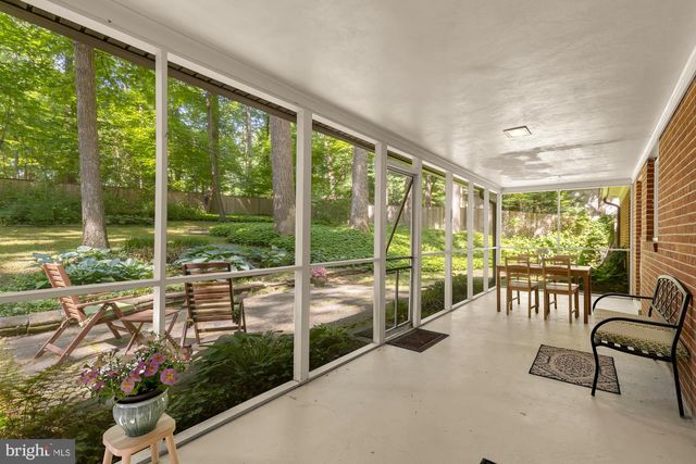 1109 CROWFOOT LN, Silver Spring, MD 20904
