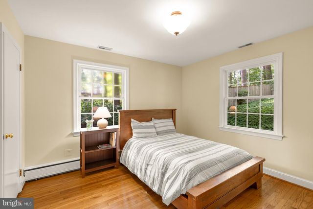 1109 CROWFOOT LN, Silver Spring, MD 20904