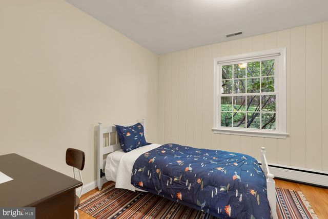 1109 CROWFOOT LN, Silver Spring, MD 20904