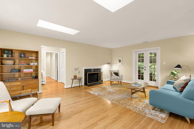1109 CROWFOOT LN, Silver Spring, MD 20904