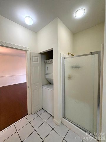 9113 Meadow Vista Road, Charlotte, NC 28213