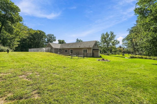 5 Chase Road, Londonderry, NH 03053