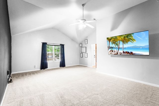 3137 Brook Hill Dr, Clarksville, TN 37042