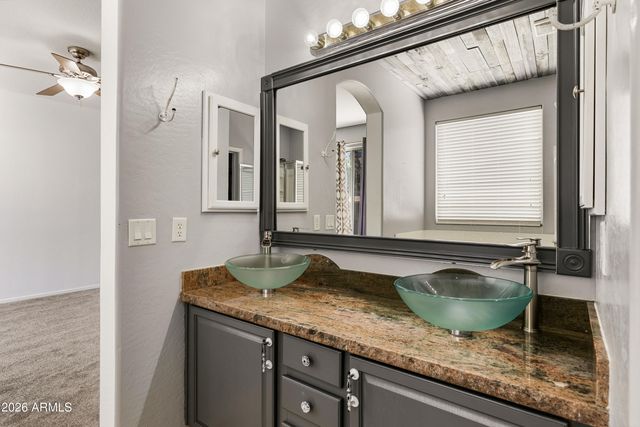 3525 W Quail Track Drive, Phoenix, AZ 85083